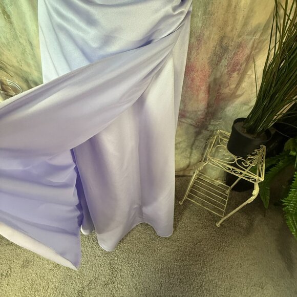 📌David's Bridal Strapless Side Drape & Brooch Satin Bridesmaid Prom Gown Scarf - Picture 8 of 16